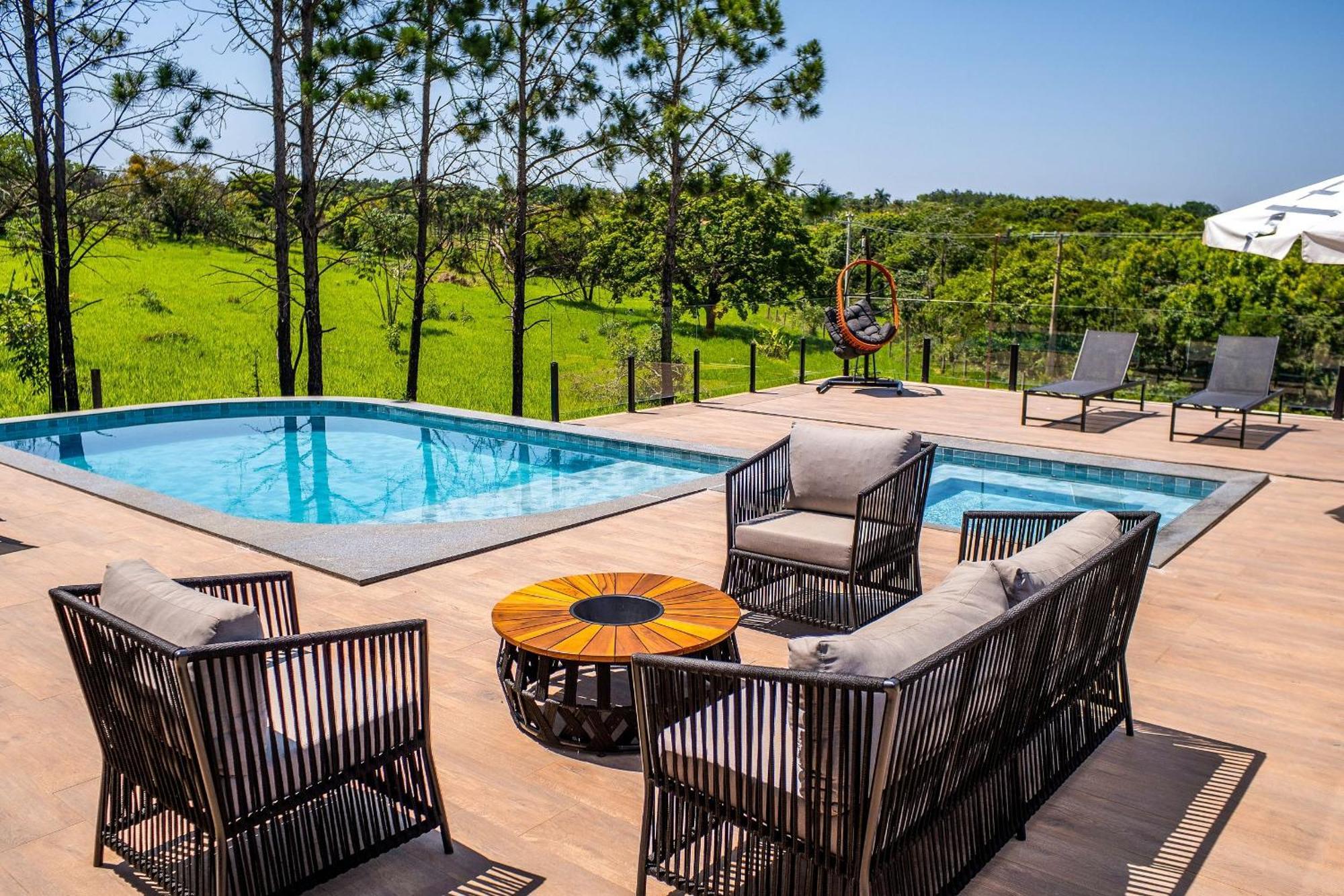 Pousada Com Piscina, Jacuzzi E Com Vista Em Capitolio - Casa Decore Extérieur photo