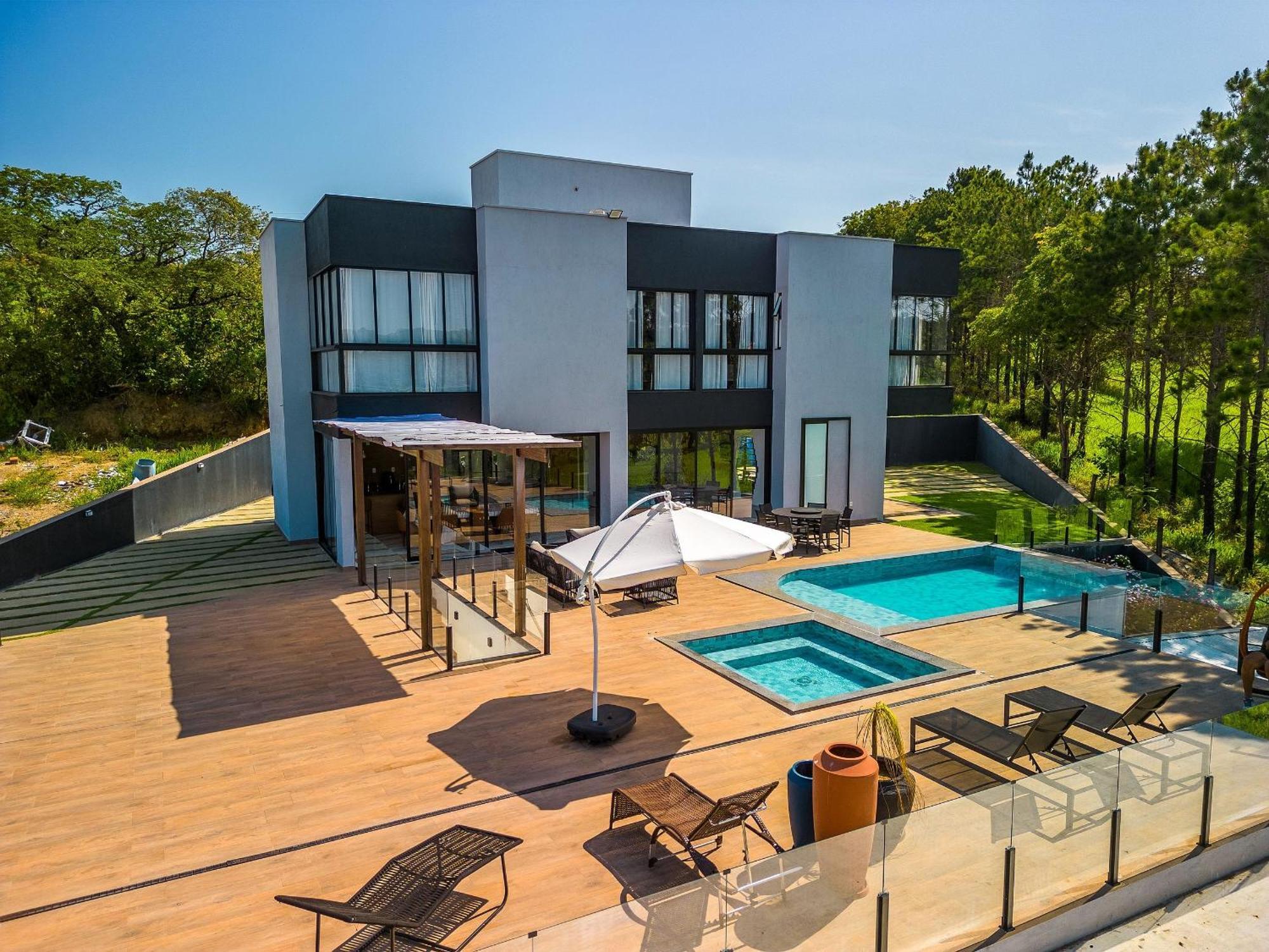 Pousada Com Piscina, Jacuzzi E Com Vista Em Capitolio - Casa Decore Extérieur photo